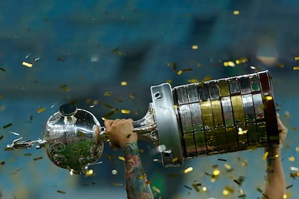 Brasil tendrá su séptimo campeón de la Copa Libertadores consecutivo, mientras la federación sufre deudas millonarias