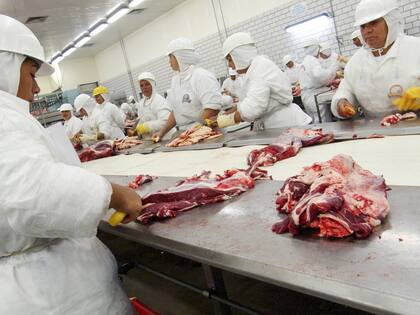 Brasil tiene uno de los mayores rodeos de ganado del mundo y es el principal exportador de carne