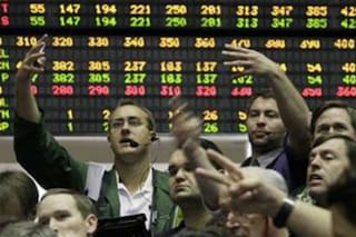Caen las acciones y los bonos argentinos tras la salida de Luis Caputo