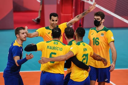 Brasil y Túnez se enfrentaron en la apertura del vóleibol en Tokio 2020.