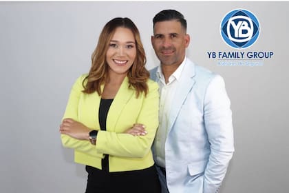 Bravo y Ballesteros ahora manejan una exitosa compañía de seguros
