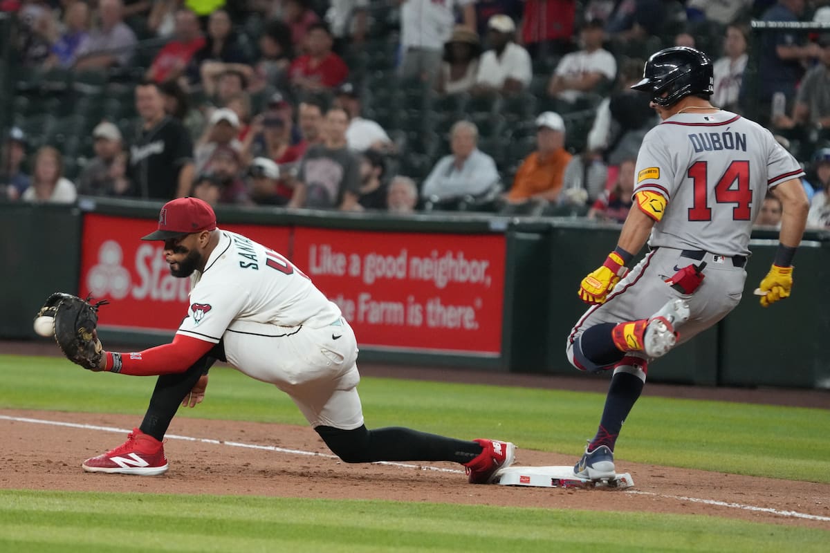 Bravos se apoyan en ocho carreras en la 5ta entrada y aplastan 17-2 a Diamondbacks