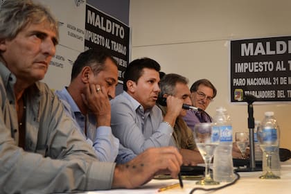 Juan Pablo Brey, de Aeronavegantes, y Facundo Moyano, de Peajes, dejarán el consejo directivo de la central obrera