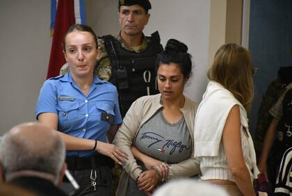 Brenda Agüero es la enfermera acusada de ser la autora material de cinco homicidios de recién nacidos y de intentar otros ocho