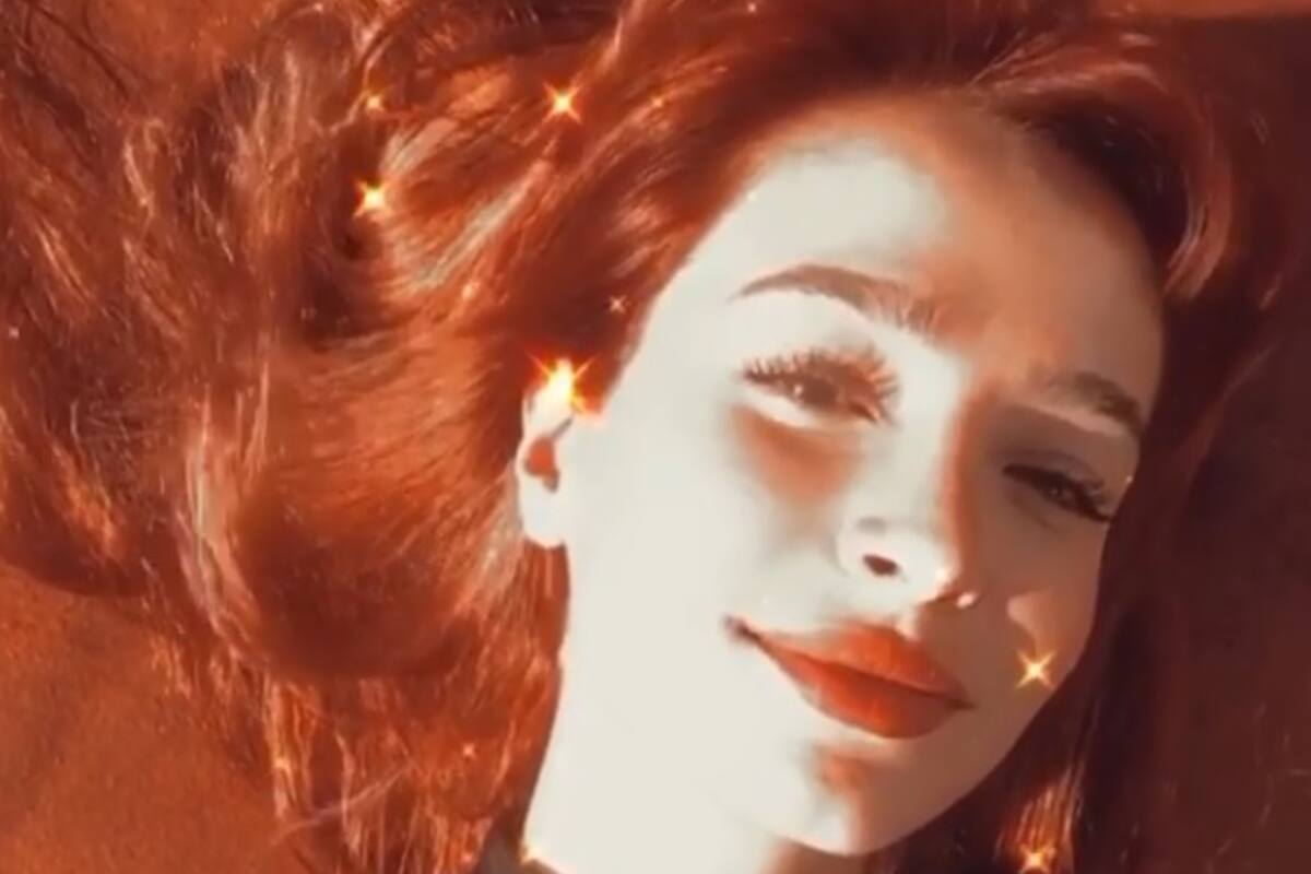 Brenda Asnicar es la segunda vez que cambia su color de pelo en un mes.