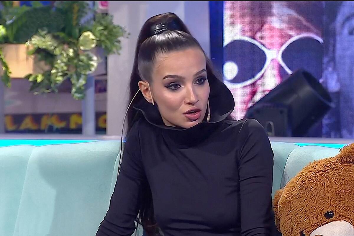 Brenda Asnicar pasó por la entrevista de Jey Mammón.