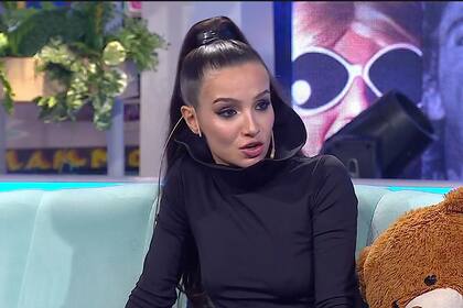 Brenda Asnicar pasó por la entrevista de Jey Mammón.