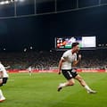 Central tuvo todo a favor, pero falló un gol increíble, cometió un error fatal y quedó afuera de la Libertadores