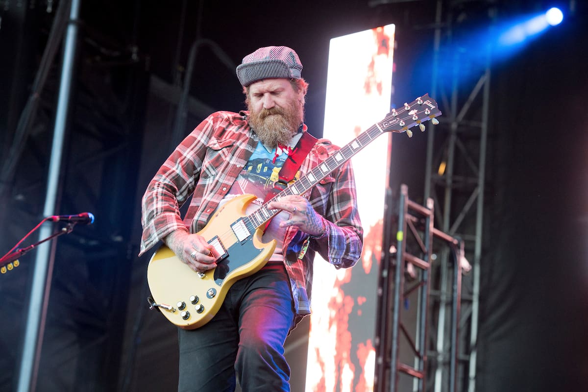 Brent Hinds tocando con Mastodon en el Louder Than Life Music Festival (Foto Amy Harris/Invision/AP, archivo)