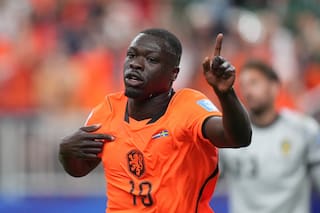 Países Bajos armó una fiesta en Houston: 5-1 a Suecia con el estruendo de su inesperado goleador