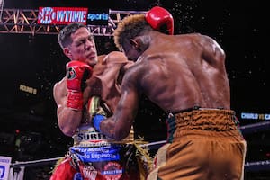 Brian Castaño intentará unificar todos los títulos frente a Charlo