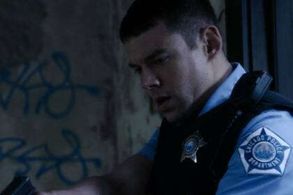 Brian J. Smith como Will Gorski