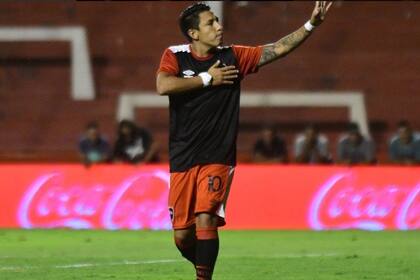 Brian Sarmiento le dio el triunfo a NOB en los penales