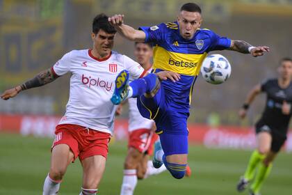 Briasco, con todo, al ataque; Boca no pudo con Estudiantes