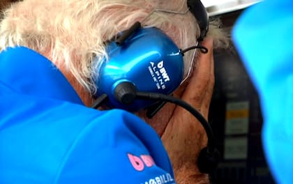 Briatore se toma la cabeza; el italiano, que es mucho más que un asesor ejecutivo en la escudería francesa, admite las fallas pero se esperanza en 2026.