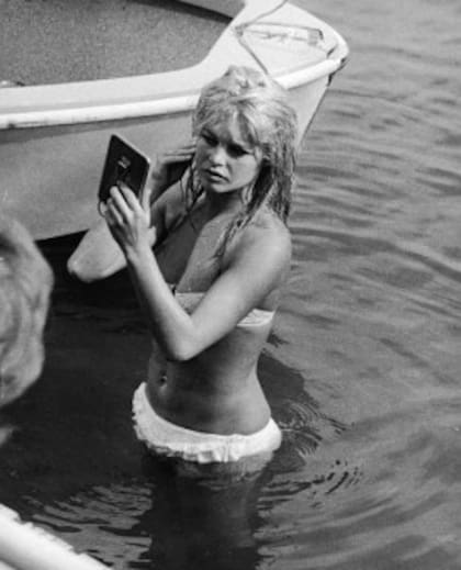 Brigitte Bardot posando en 1961 (Getty Images)