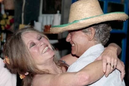 Brigitte Bardot y Bernard d’Ormale, su cuarto y último marido