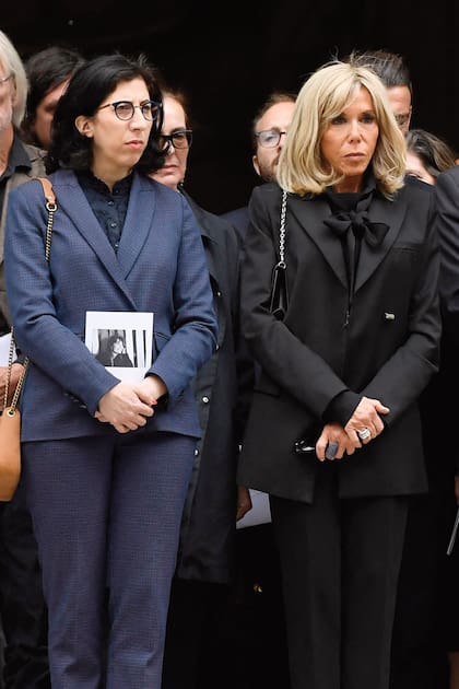 Brigitte Macron fue acompañada de la ministra de Cultura Rima Abdul Malak.