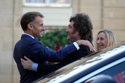 El presidente Javier Milei mantuvo una reunión bilateral con su par de la República Francesa, Emmanuel Macron, en el Palacio del Elíseo.