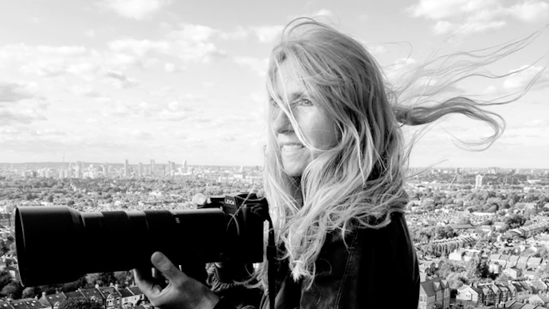 Britta Jaschinskila, la fotoperiodista presentó su muestra: "Naturaleza Muerta"