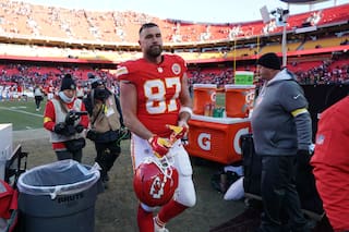Broncos buscan el título del Oeste de la AFC mientras Chiefs acumulan lesiones en duelo navideño