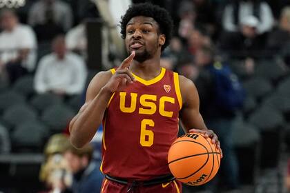 Bronny James, jugando para la Universidad del Sur de California