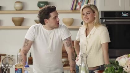 Brooklyn Beckham junto a su esposa Nicola Peltz