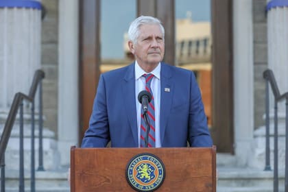 Bruce Blakeman centra su campaña en demostrar su experiencia en Nassau y contrastar sus políticas con las de Kathy Hochul
