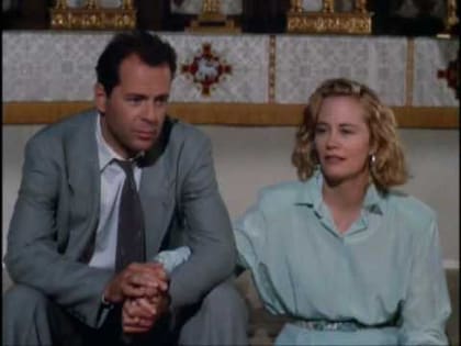 Bruce Willis y Cybill Sheperd en Luz de luna