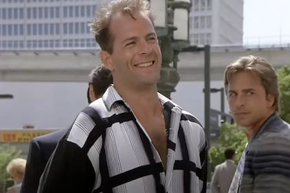 Bruce Willis y Don Johnson en Miami Vice
