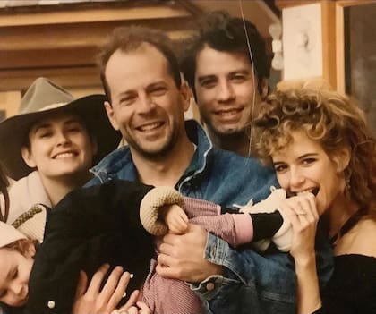 Bruce Willis y John Travolta compartieron múltiples horas juntos en los sets de grabación