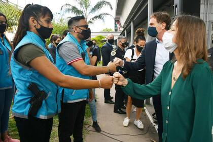 La ministra Frederic y el vicejefe porteño felicitan al personal de la Policía de la Ciudad