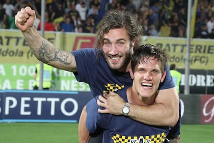 Tiempos de Hellas Verona para los hermanos Zuculini