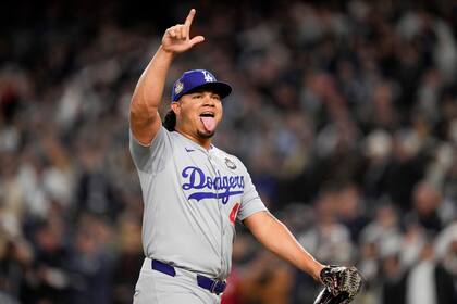 Brusdar Graterol de los Dodgers de Los Ángeles durante el sexto inning del tercer juego de la Serie Mundial, el lunes 28 de octubre de 2024, en Nueva York. (AP Foto/Ashley Landis)