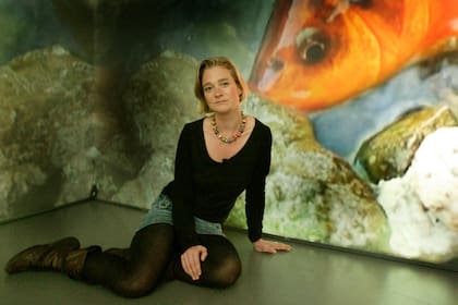 Delphine, a los 38 años, en una foto tomada en 2007, cuando presentaba una exhibición de sus esculturas en la galería Pierre Bergé en Bruselas.