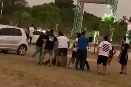 Brutal agresión a un joven en Corrientes