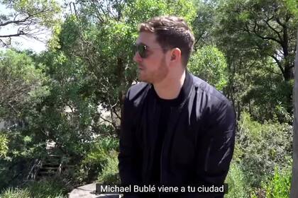 Bublé le dedicó una canción a los gorilas de un ecoparque en Australia