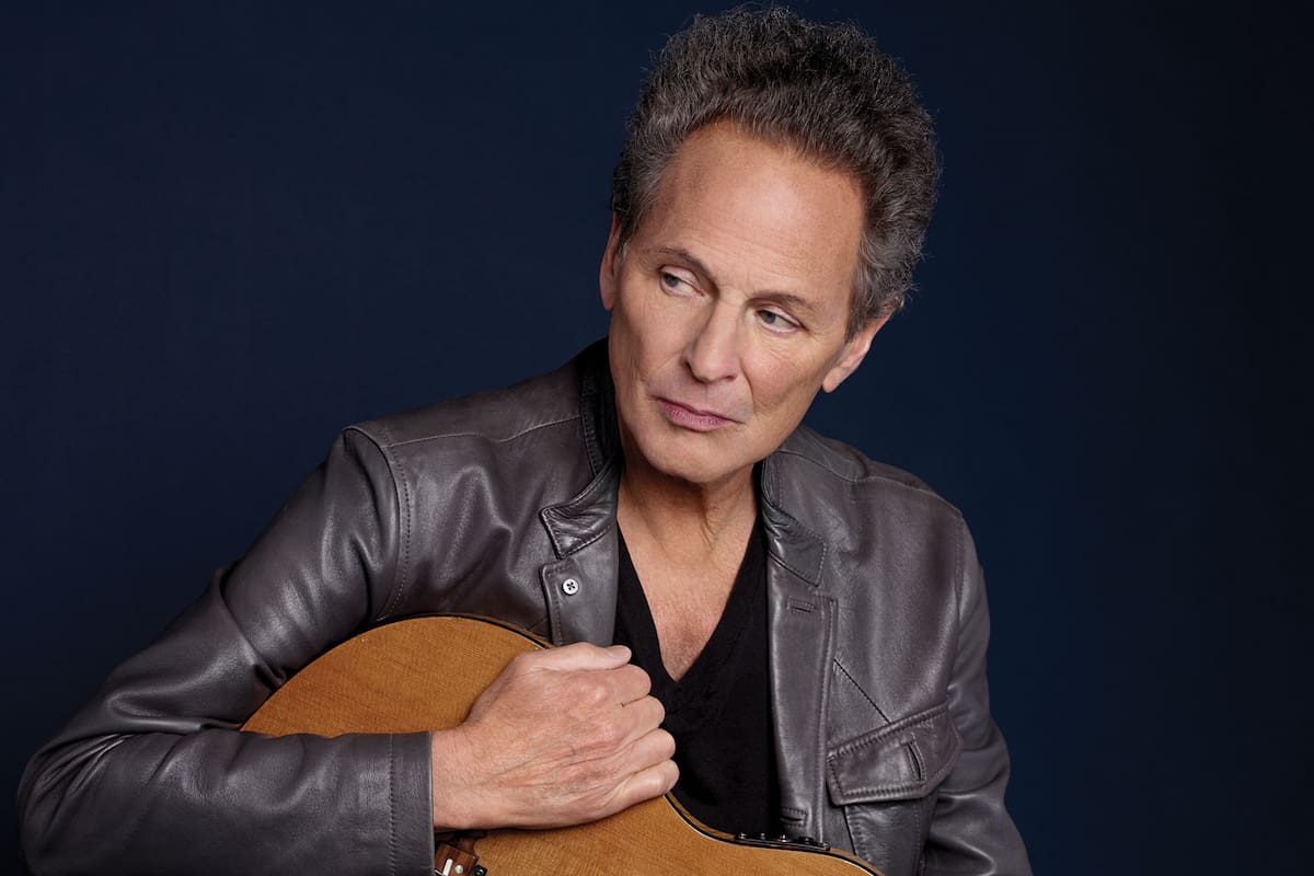 Buckingham, ahora en plan solitario.
