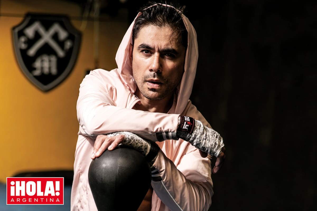 “Bueno, cuatro meses y me voy porque hace un frío tremendo”, pensó el día que piso la ciudad. "Pero me fui quedando y ya llevo diez años largos".