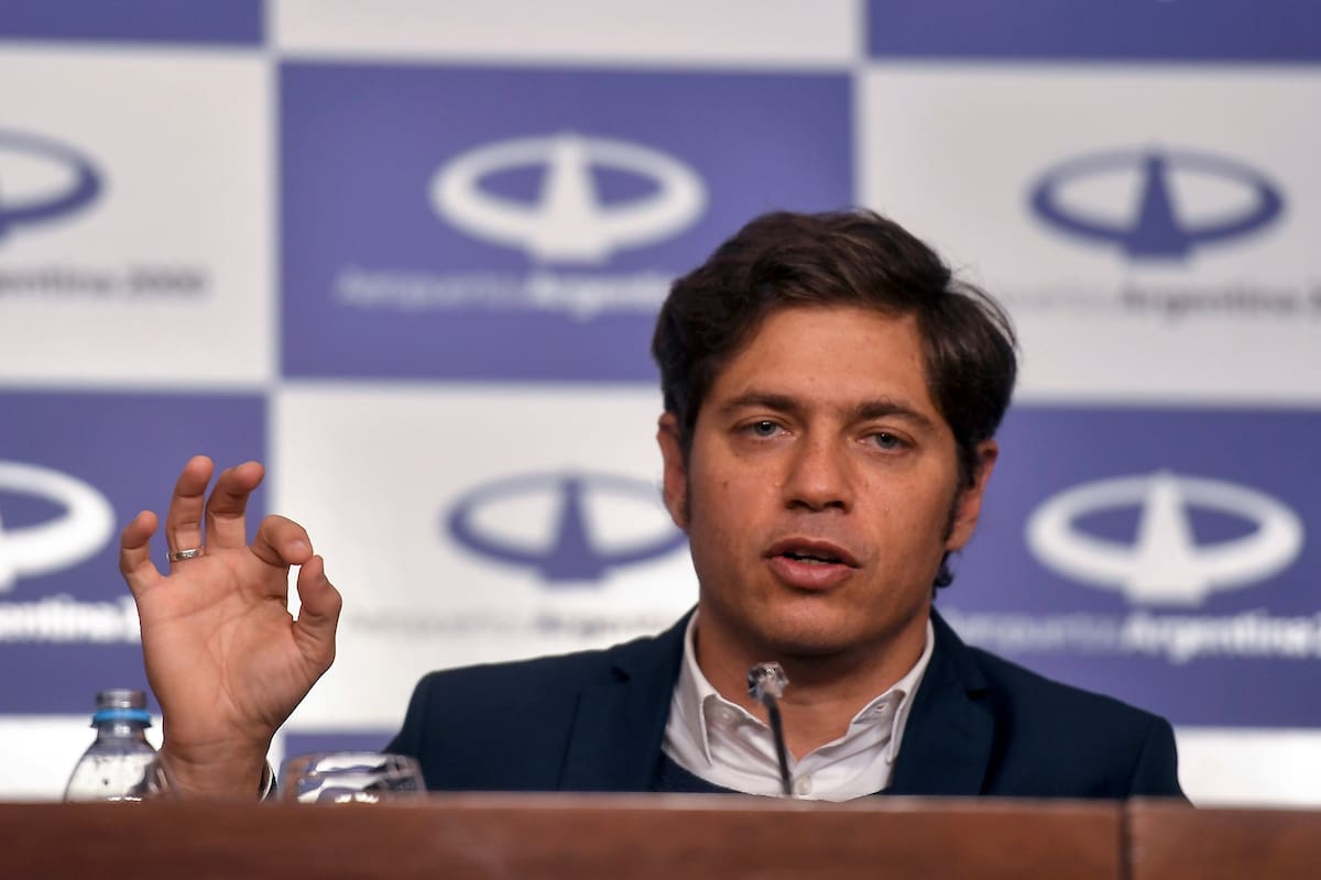 Buenos Aires: El gobernador bonaerense Axel Kicillof afirmó hoy que la provincia de Buenos Aires anunciará en las próximas horas un "endurecimiento" del aislamiento en el conurbano para poder "abrir excepciones" en algunos de los 58 municipios del interior del distrito que no reg