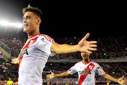 Buenos Aires: Fotografía de archivo del 13/04/2017 La Fiorentina hizo oficial el ofrecimiento de 12 millones de euros para llevarse al defensor Lucas Martínez Quarta en este mercado de pases, en medio del enojo del entrenador de River Plate, Marcelo Gallardo, quien pidió a la dirigencia que cuide el