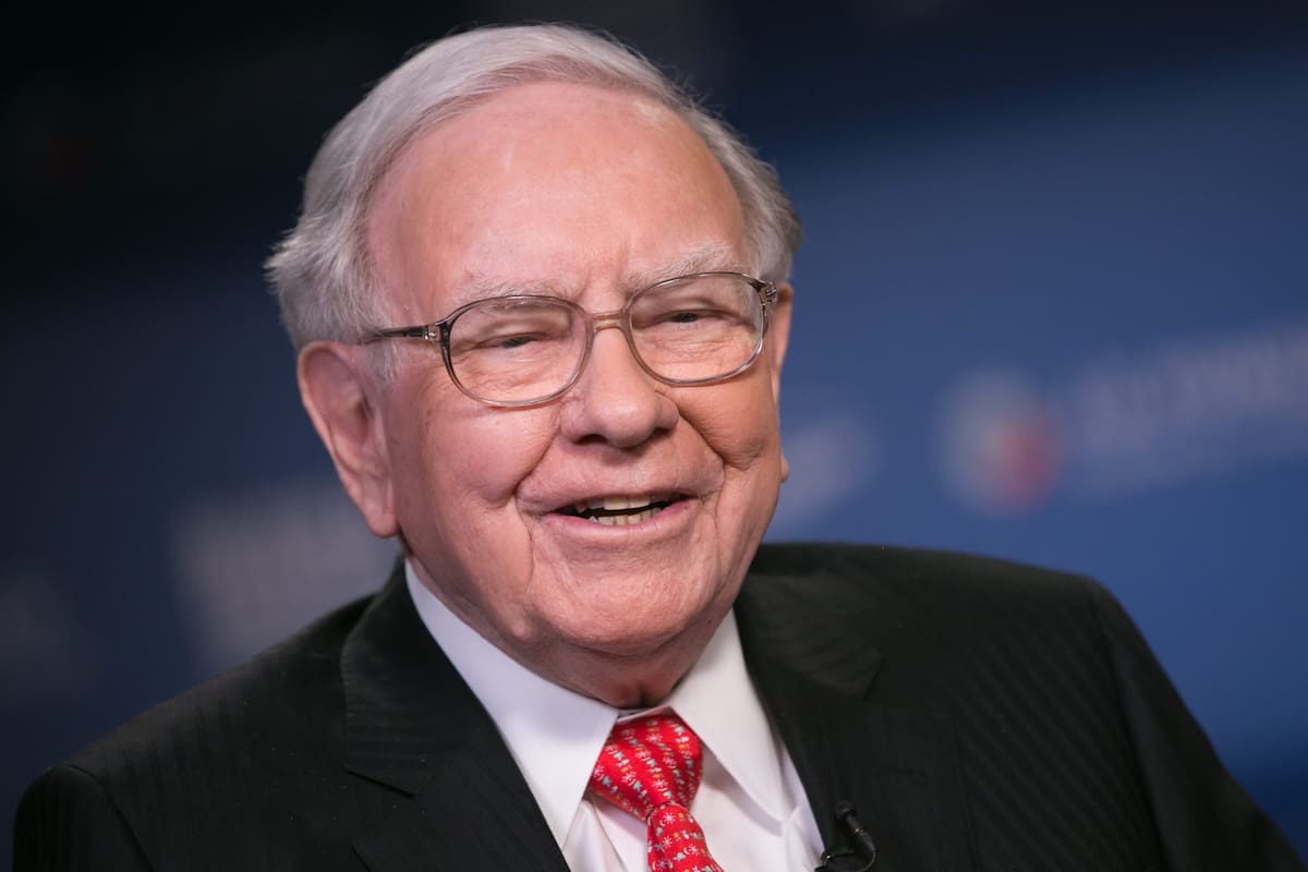 Buffett logró su cuantiosa fortuna a base de inversiones de largo plazo en empresas de calidad