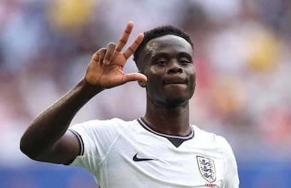 Bukayo Saka convirtió un hat-trick y se llevó la pelota en el penúltimo partido del Mundial 2026