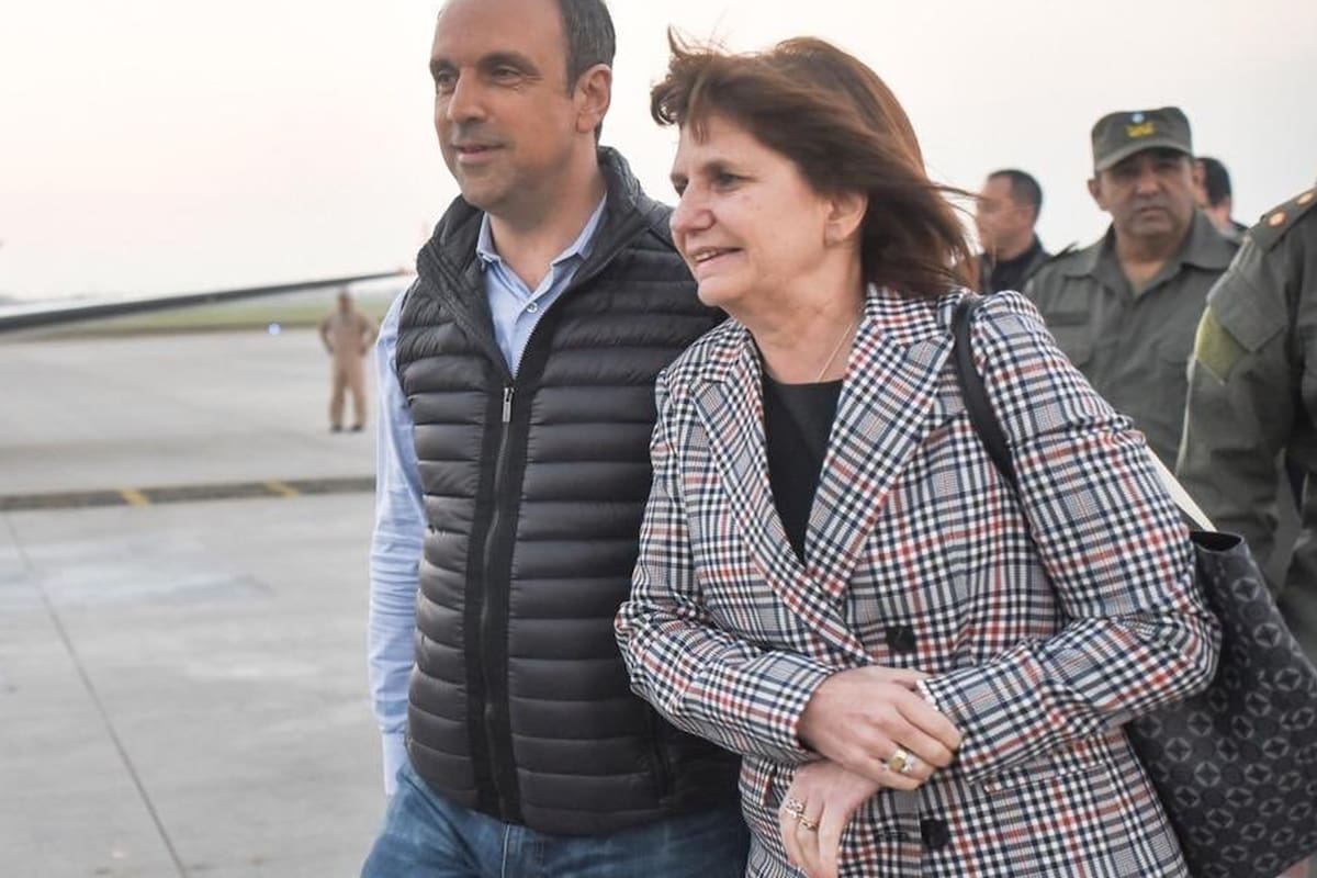 Bullrich estuvo anteayer con Corral para apuntalar su campaña