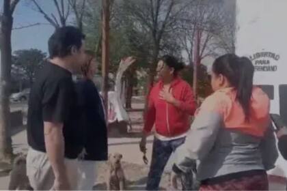 Bullrich fue echada del barrio Emerenciano en Chaco