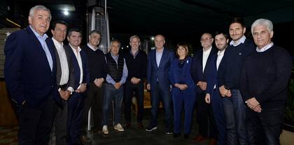 Bullrich junto a gobernadores electos y mandatarios de Juntos por el Cambio