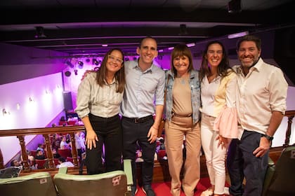 Bullrich junto al gendarme Nahuel Gallo en el Senado