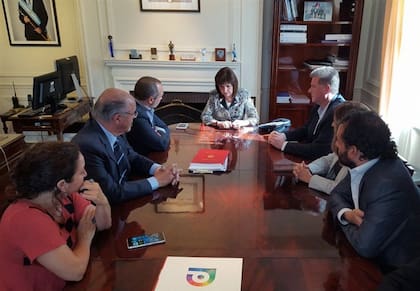 Bullrich recibió ayer a Sabbatella tras el grave episodio del sábado