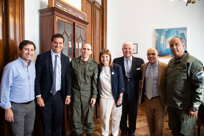 Bullrich se reunió con Nahuel Gallo en el Senado