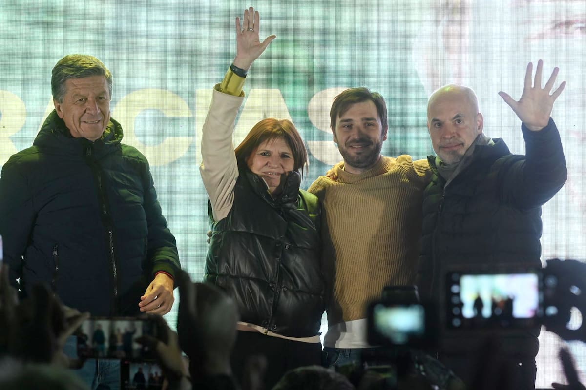 Bullrich y Larreta, en los festejos por el triunfo de Ignacio Torres en Chubut